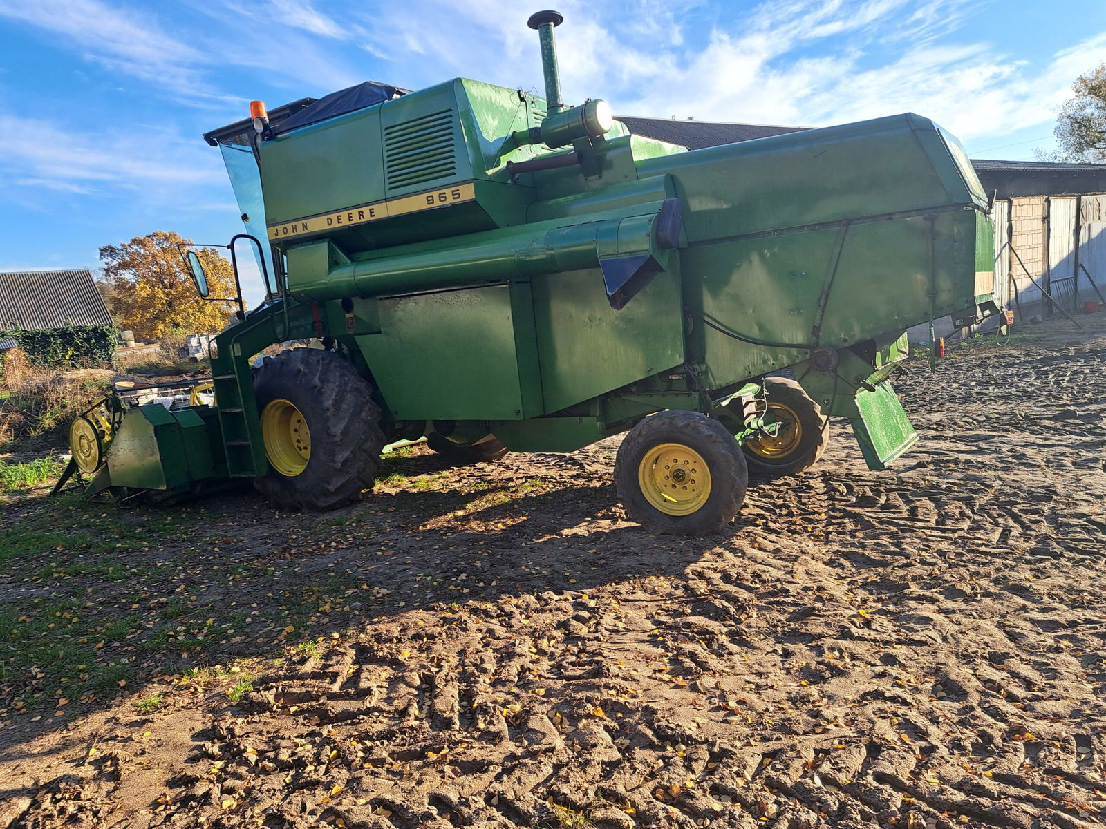 Kombajn zbożowy john deere 965