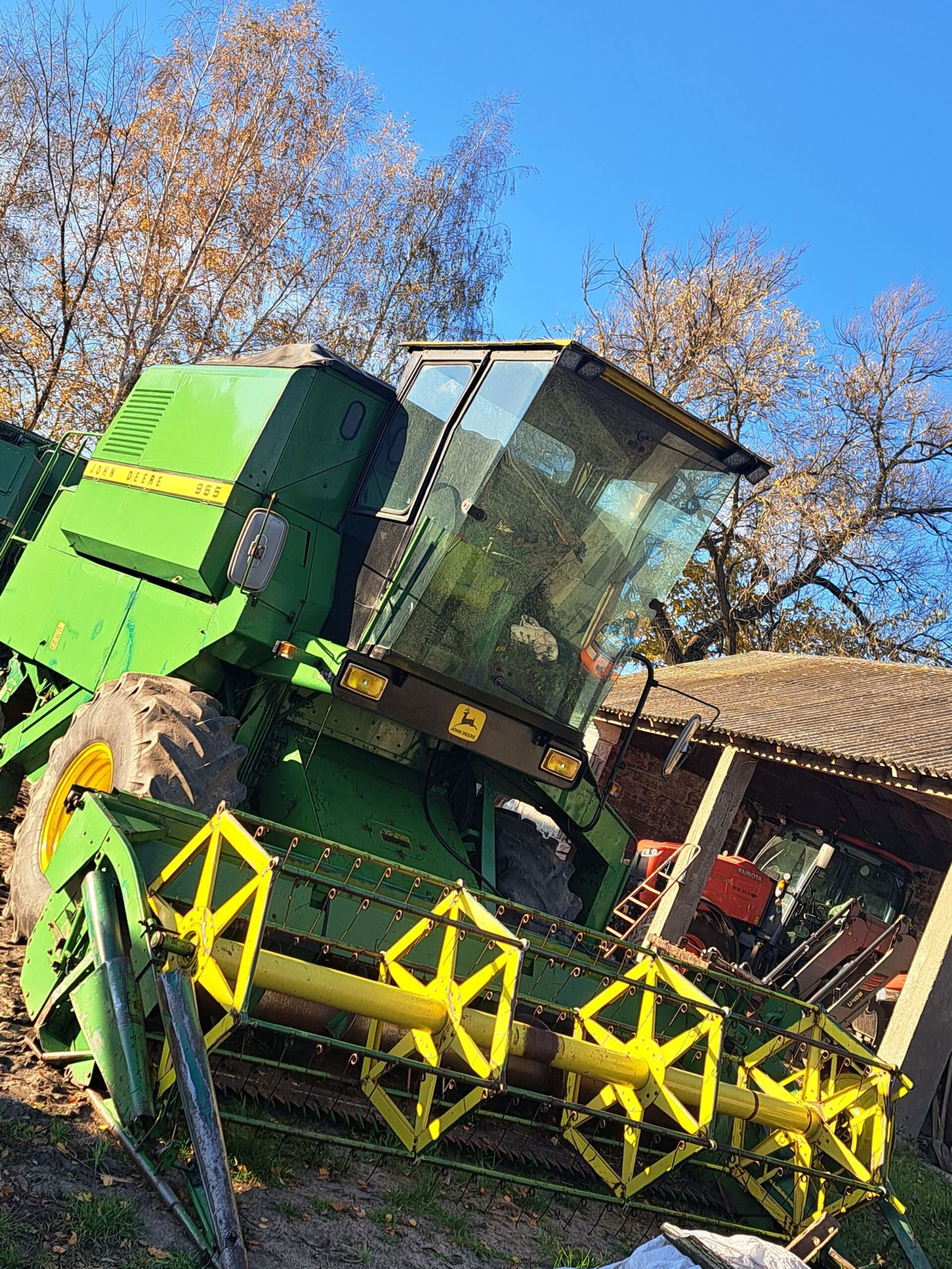 Kombajn zbożowy john deere 965