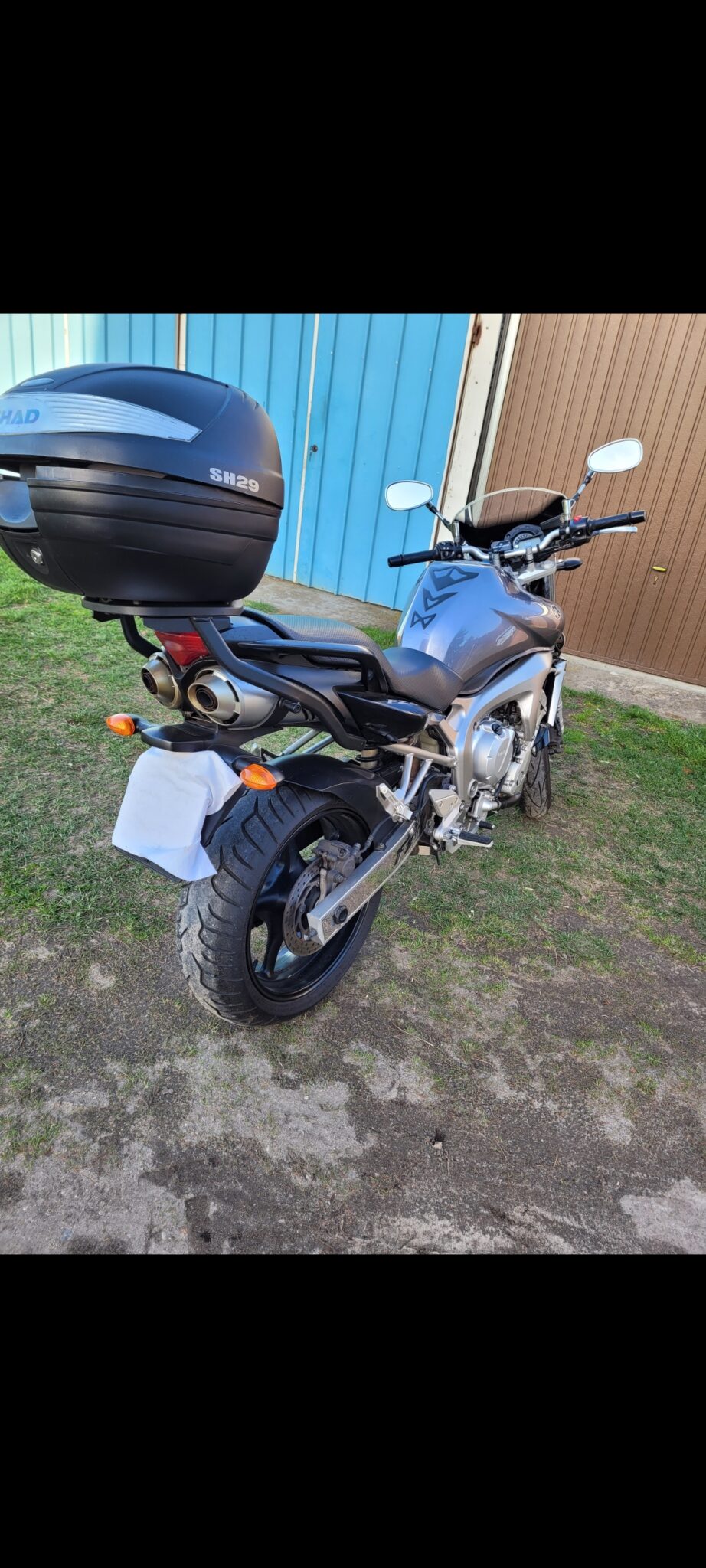 Yamaha FZ6