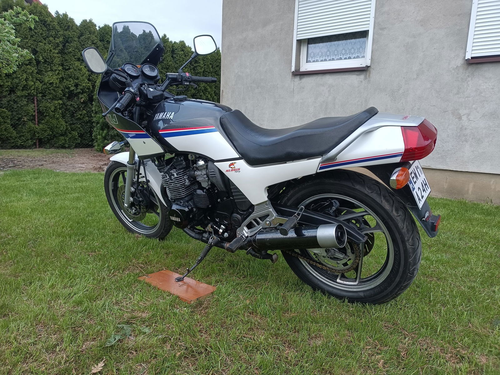 Yamaha XJ 600