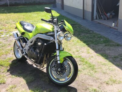 Triumph speed triple 955i