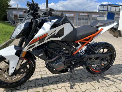 KTM Duke125