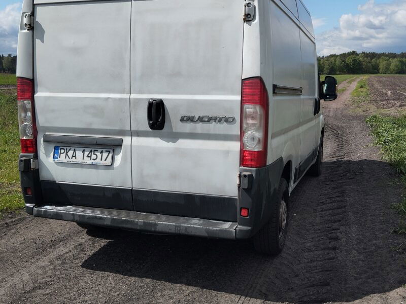 Samochód dostawczy Fiat Ducato 2.3