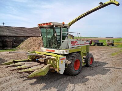 Claas Jaguar 695 SL MEGA