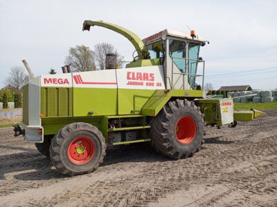 Claas Jaguar 695 SL MEGA