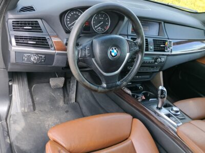 BMW X5 e70 4.8i