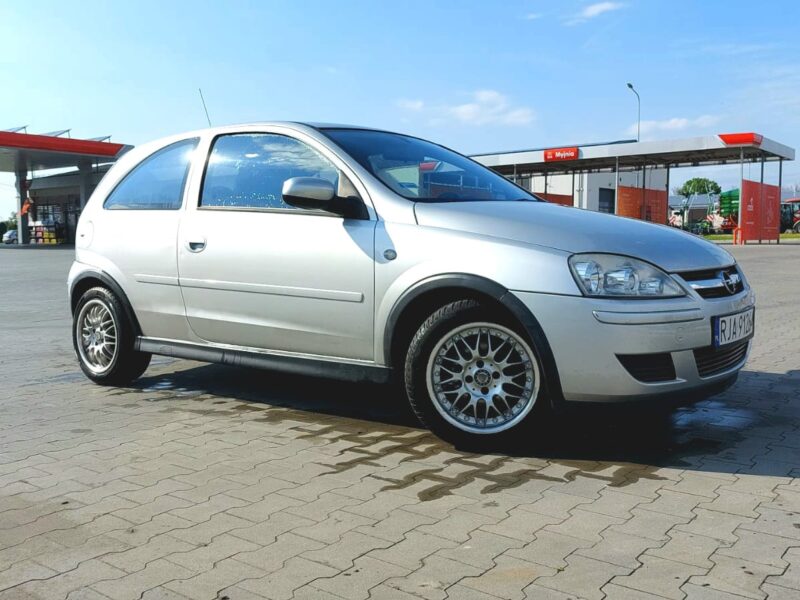 OPEL CORSA 1.2 BP 2004r