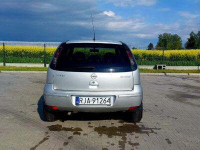 OPEL CORSA 1.2 BP 2004r