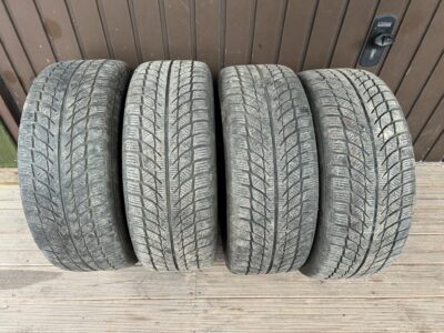 Opony zimowe Goodride SW608 215/55/R16 z felgami 6,5Jx16H2/4x108/ET26