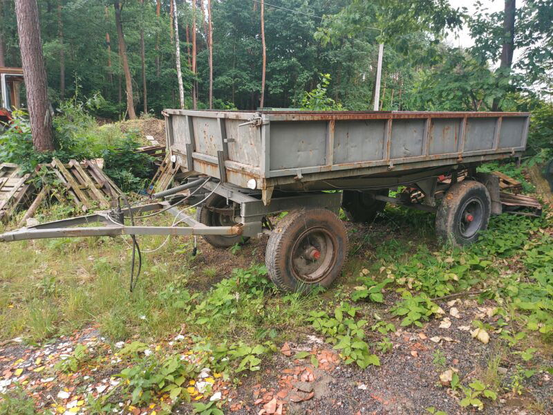 Przyczepa autosan d-47 zarejestrowana wywrót na 3 strony