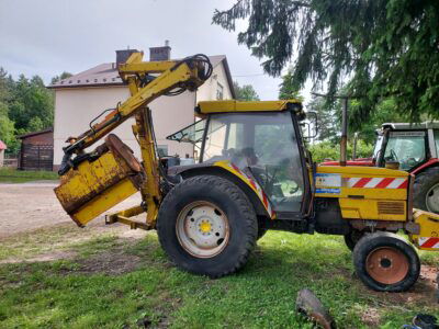 Kosiarka bijakowa na wysięgniku do rowów skarp poboczy ( zetor massey ursus )