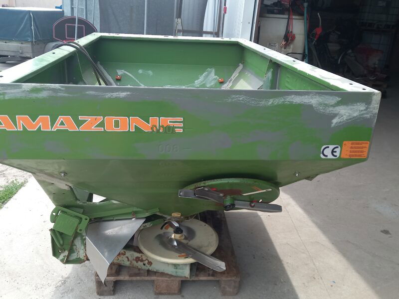 Rozsiewacz nawozu Amazone zam max 1500