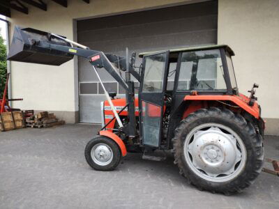 Massey Ferguson 255 Ursus