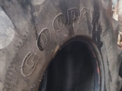 Goodyear 620/75/ r26