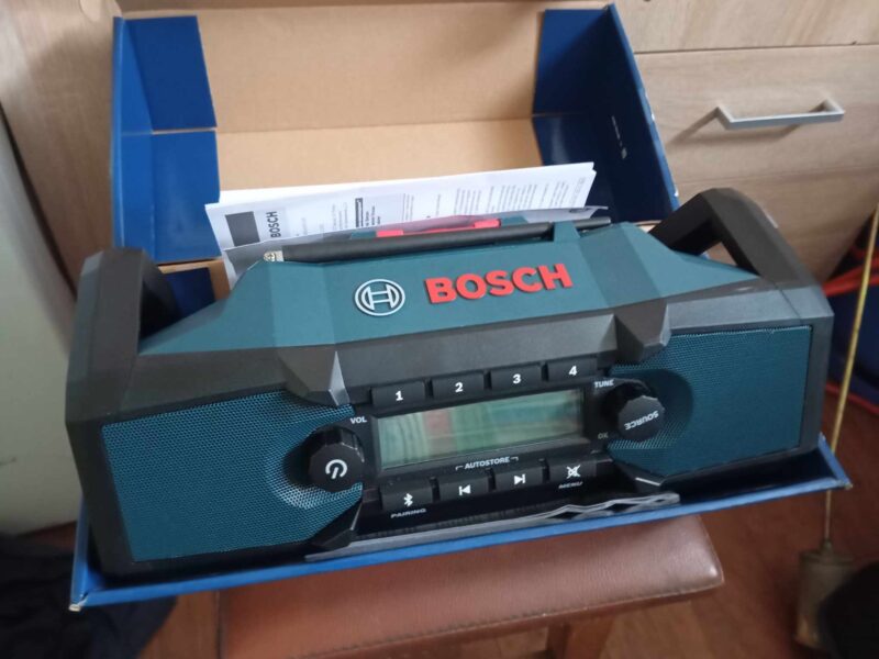 Radio budowlane Bosch nowe