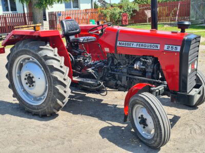 Massey Ferguson 255