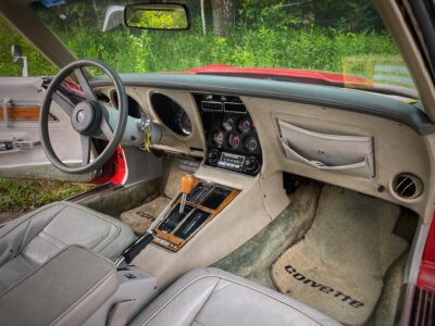 Chevrolet Corvette 1978 200KM 5.7