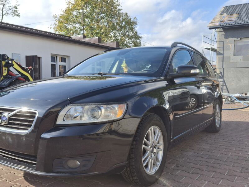 volvo v50