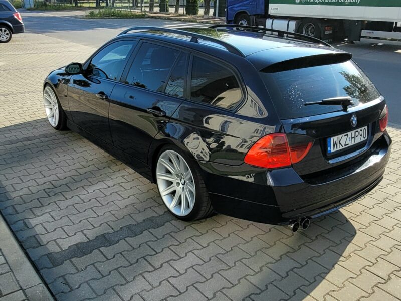 BMW e91 325i