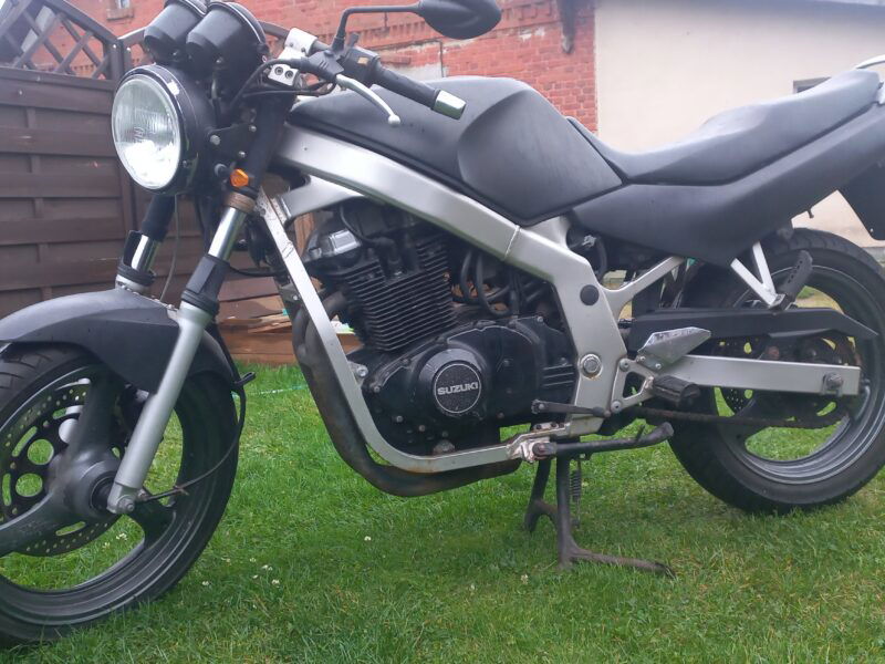 Suzuki GS 500