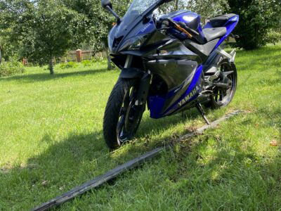 Yamaha r125