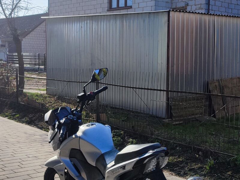 Kymco visar 125