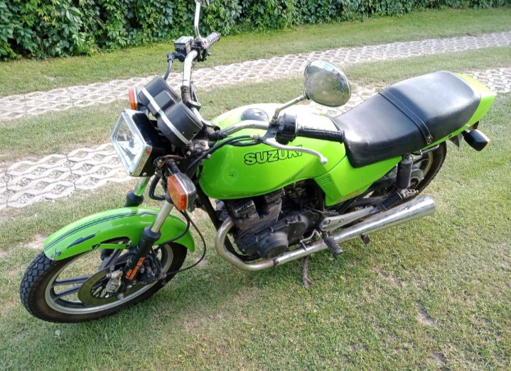 Suzuki gsx 400e + części