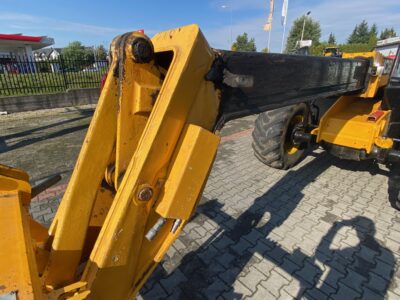 Ładowarka teleskopowa JCB 541-70 klimatyzacja skrzynia 40 KM/h bez DPF