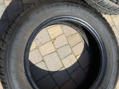 Opony zimowe DUNLOP 165/70 R14 (4sztuki)