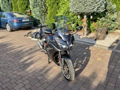 Yamaha fz1 gt bardzo doinwestowana 2 kufry + płyta centralna