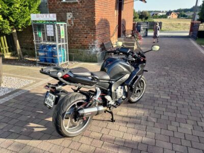 Yamaha fz1 gt bardzo doinwestowana 2 kufry + płyta centralna