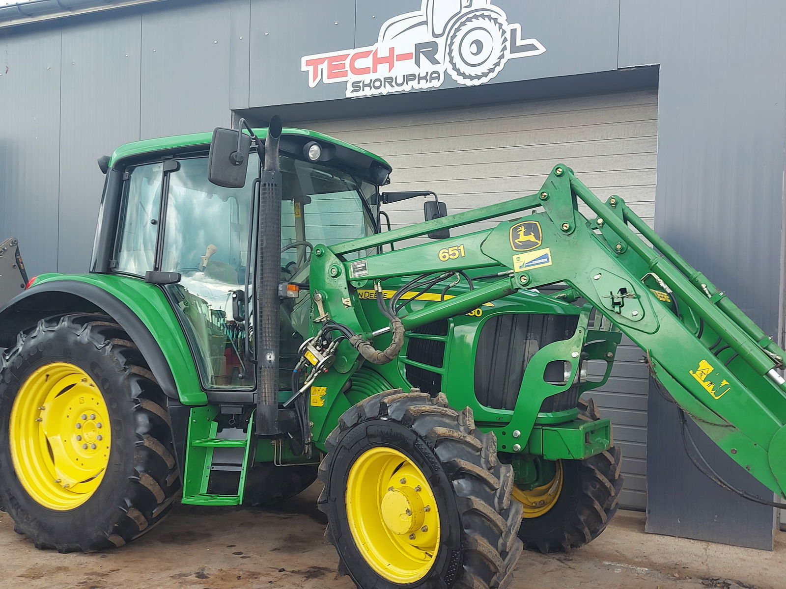 John deere 6130