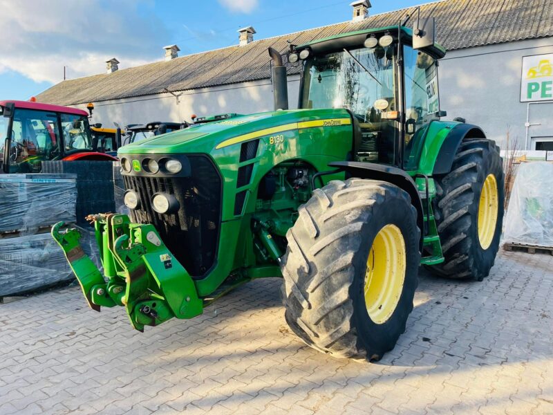 JOHN DEERE 8130