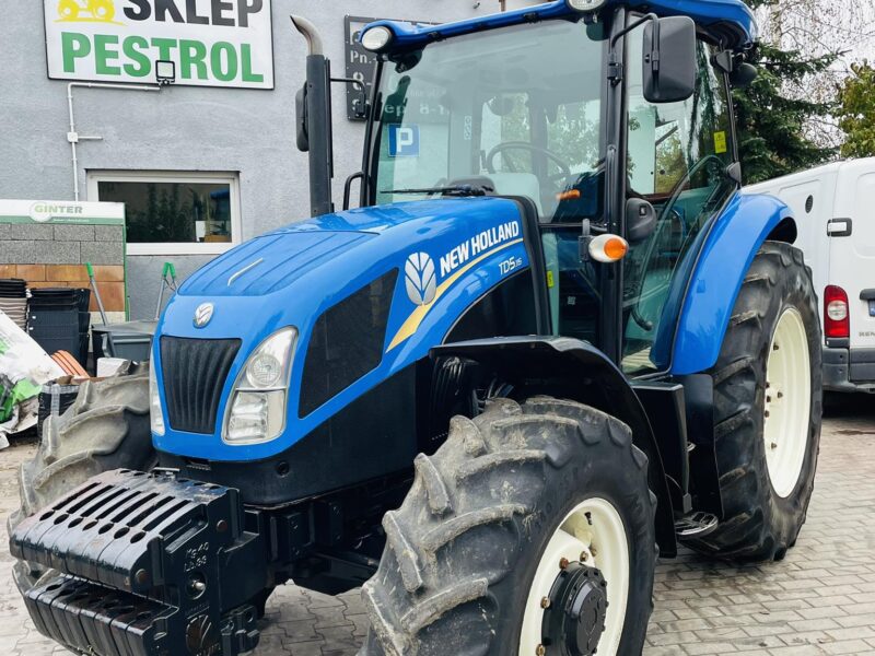 CIĄGNIK New Holland TD5.115