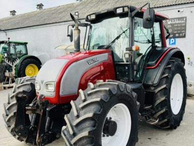 Valtra N141