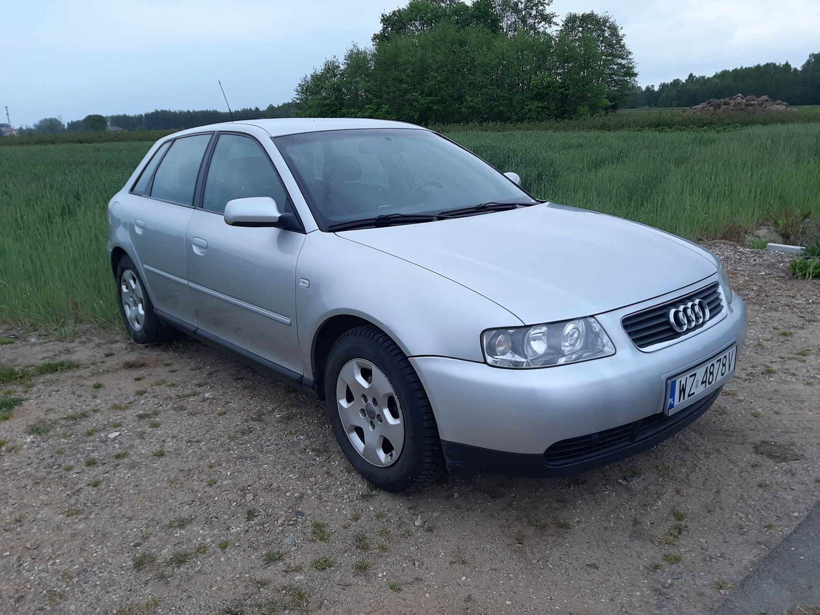 Audi A3 8L 2001 5 drzwi 1.8 benzyna automat