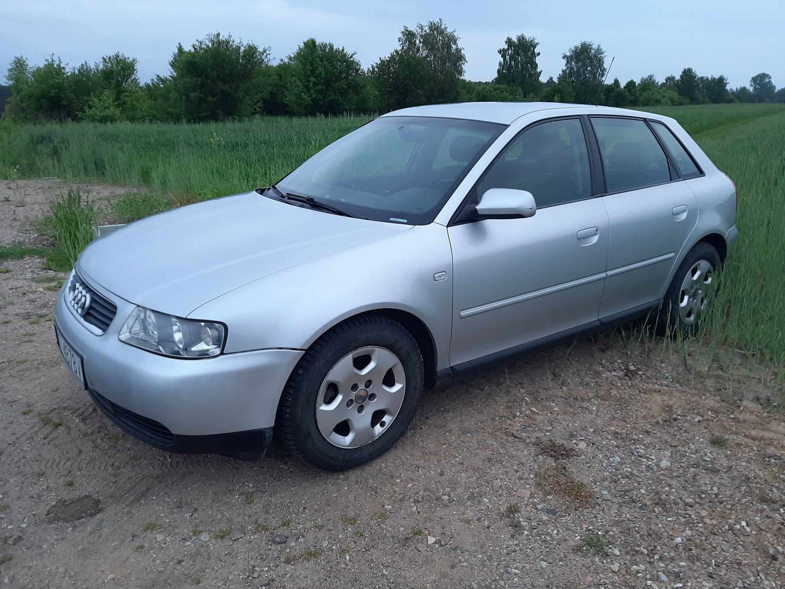 Audi A3 8L 2001 5 drzwi 1.8 benzyna automat