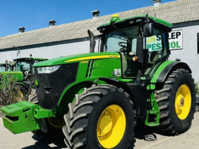 John Deere 7230R