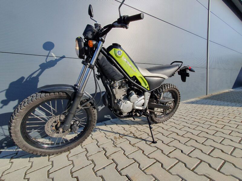 Yamaha tricker 250 (xg250)