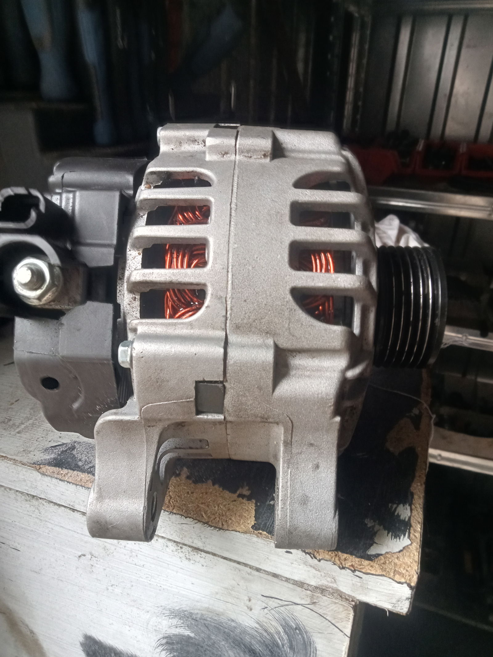 ALTERNATOR