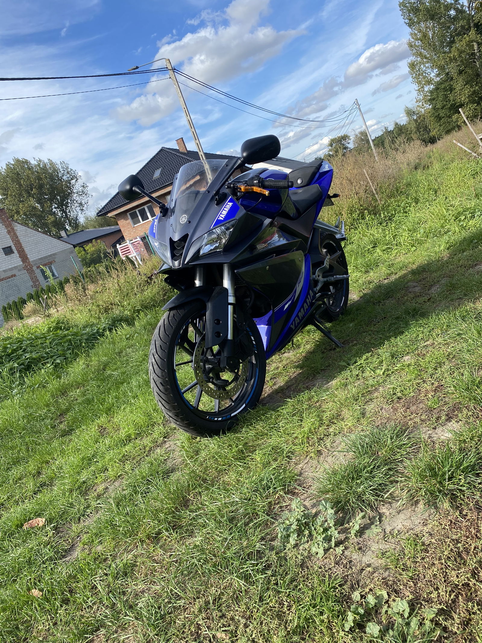 Yamaha r125