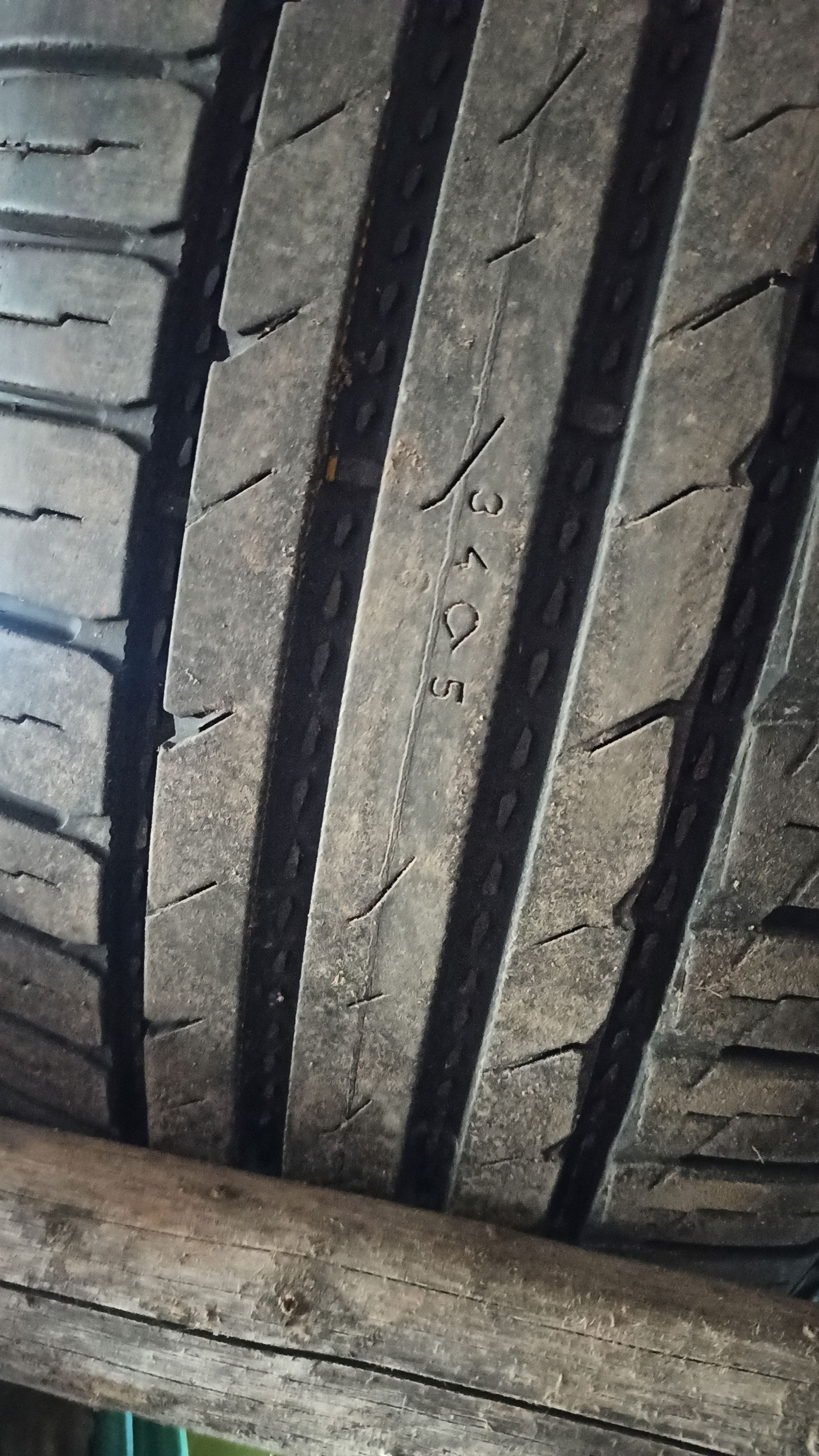 Opona Nokian Line SUV 235/55r18