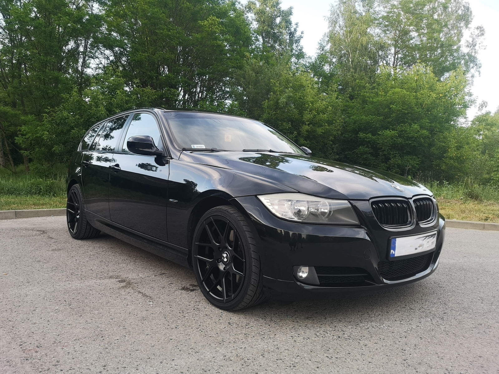 BMW E91 2.0d 177km hak 2 komplety kół zadbana