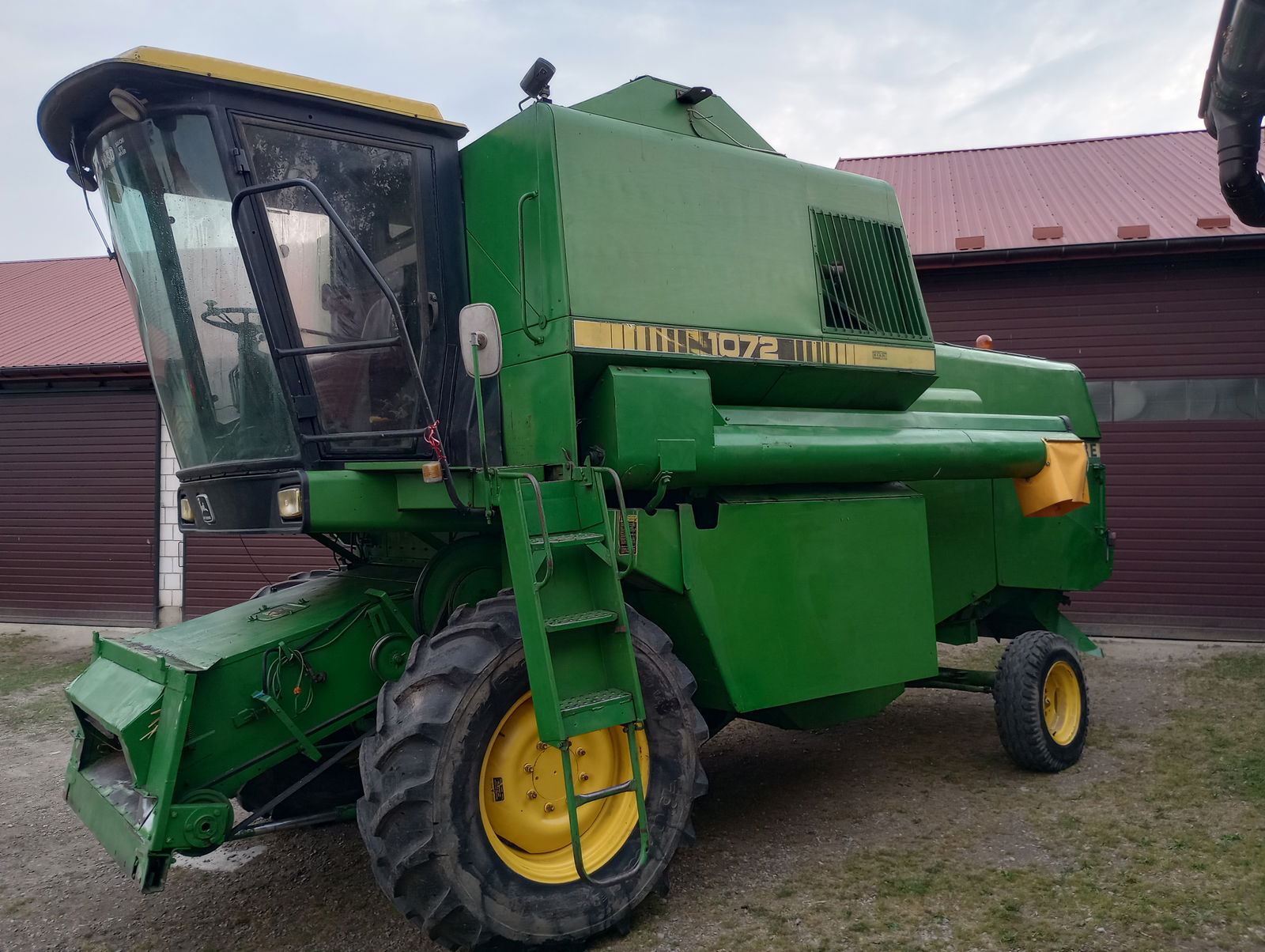 John Deere 1072 kosa 4.2m sieczkrania