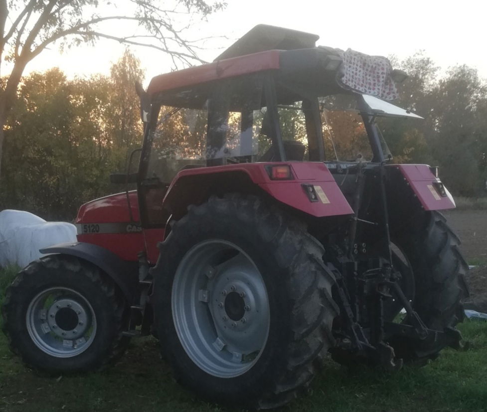 Case 5120 maxxum