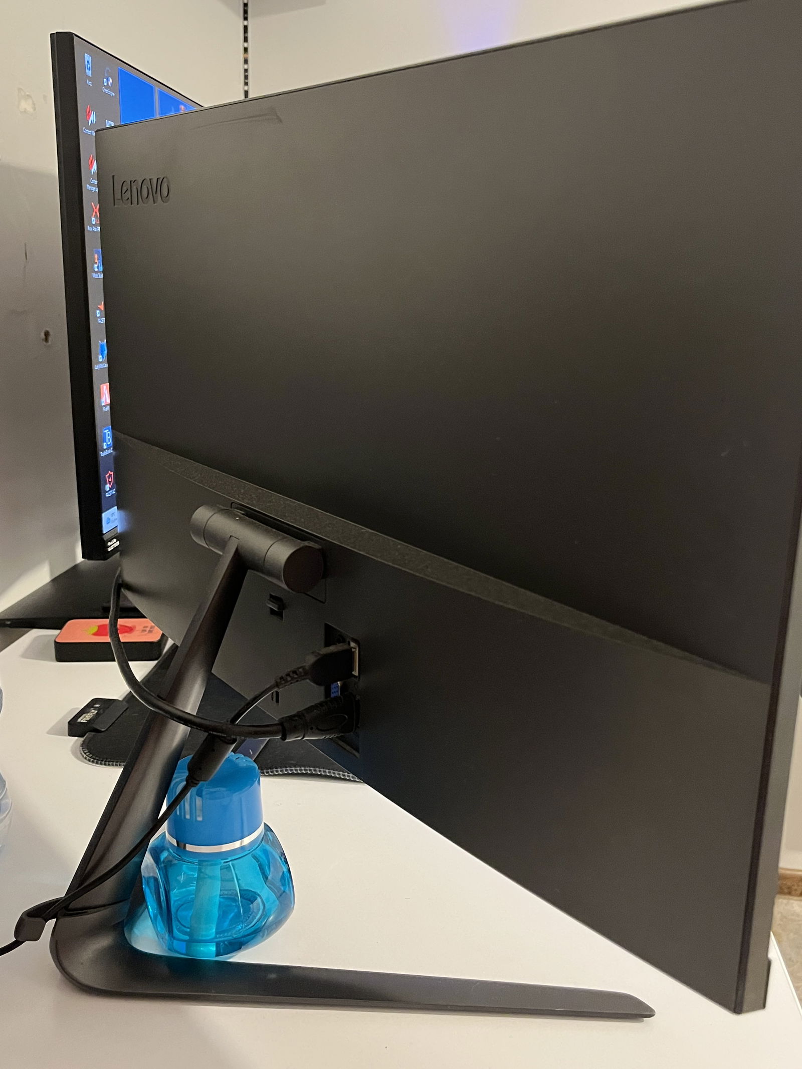 Monitor Lenovo L24i-10