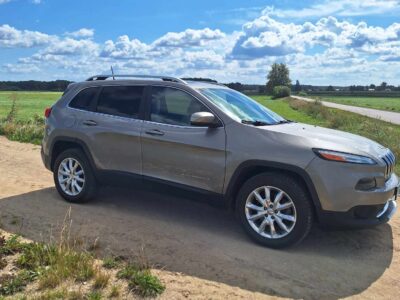 Jeep cherokee kl 3.2 v6 2017 niski przebieg, panorama, skóry