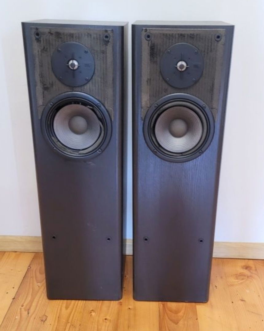 Kolumny JBL LX700