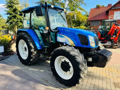 New Holland T5060