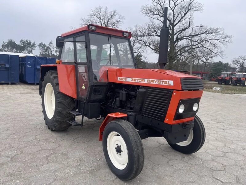 Ciagnik rolniczy Zetor 12011 rok 1983 Nowy Typ 120 Km